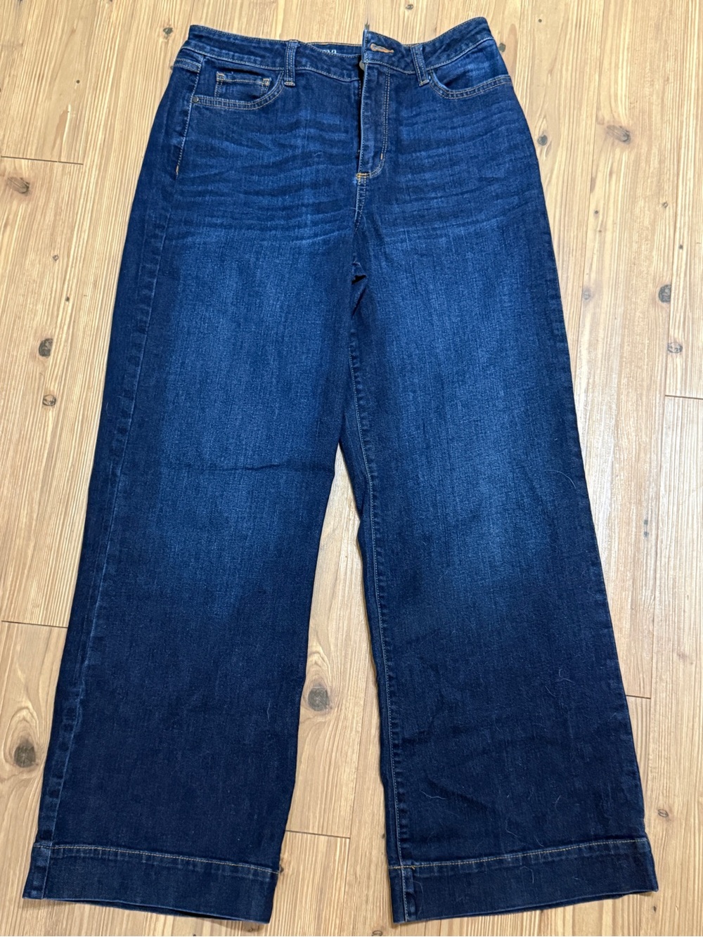 a.n.a Wide-Leg Jeans in Dark Blue
